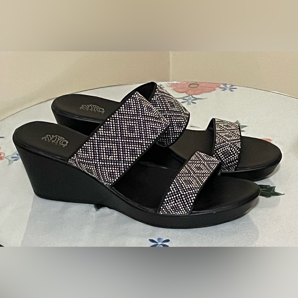 NYC Couture Beaded Slip On Wedge Sandals Size 10